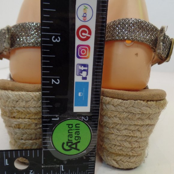 White Mountain Sparkling Wedge Espadrilles Sz 8 Buckle Closure Manmade Materials - Picture 5 of 15